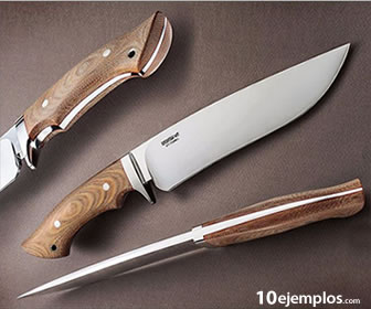 El cuchillo es una barra afilada de metal, piedra o madera dura
